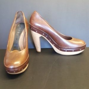 Marni high heel clogs in brown leather. Sz 38